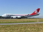 LX-OCV, Boeing 747-400F von Cargolux Italia am 07.08.2016 in Luxembourg