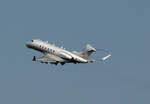 VistaJet, Challenegr 350, 9H-VCN, BER, 02.05.2025
