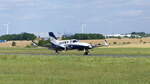 Cessna 414A Kanzler, N49BA bei der Landung in Gera am 8.7.2022