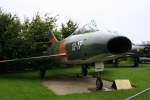 Dassault Super Mystere B2 12-YP in der Luftfahrtausstellung bei Hermeskeil im strmenden Regen im Jahr 2007