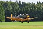 North American T-6 Texan kurz vor dem Aufsetzen in Breitscheid - 21.08.2010