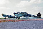 Me 109 und Heinkel He-111 am Flughafen Siegerland ausgestellt.