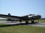 B-17  Fliegende Festung , schwerer amerikanischer Bomber des  2.Weltkrieges,hier bei einer Flugschau in Colmar-Meyenheim,  Juni 2006