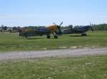 Messerschmitt 109 und Spitfire bei einer Flugshow in Kanada nahe der Niagara Flle im Juli 2006.