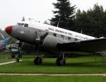 Royal Jordanian Air Force Douglas DC-3(C-47) Dakota 111 in der Luftfahrtausstellung bei Hermeskeil im Jahr 2007 im strmenden Regen