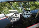 Cockpit der Boeing B75N1 - N347KF - Baujahr 1943 in Oshkosh - 28.07.2006