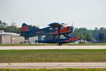 DHC-2 Mk. I, N101CB, c/n 1398 mit Schwimmern beim Start in Oshkosh - 29.07.2007