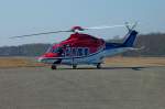 Agusta-Westland AW139, gelandet in Freiburg, der 12-15 Peronen fassende Hubschrauber wird von der Fluggesellschaft CHC hauptschlich zur Versorgung von lbohrinseln eingesetzt, Feb.2012