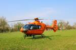 Bundesministerium des Inneren Airbus EC135 alias Christoph 2 D-HZSM bei einem Notarzteinsatz am 20.03.22 in Maintal Hochstadt.