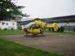 Ein EC 135 des ADAC am Nrburgring beim DTM Rennen am 08.08.10