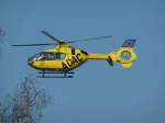 EC 135 P 2 als Christoph 28 im Landeanflug auf Bad Salzschlirf im Februar 2011