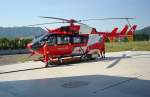 REGA-Helikopter nach der Landung am Tag der offenen Tr in Bern-Belp, 03.