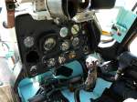 Rechter Pilotensitz der NVA Mil Mi-8TB 132 im Flugplatzmuseum Cottbus am 24.07.2011