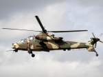 In Sd Afrika entworfen und gebaut. Der „Rooivalk“ Hubschrauber. Man behauptet er sei gleich und sogar auf verschiedenen Gebieten dem Amerikanischen „Apache“ berlegen. 
Pilot sitzt hinter dem Waffen System Offizier. Der Hubschrauber ist entwickelt um niedriges Radar, Infrarot und Gerusch Wahrnehmung zuvorzukommen
