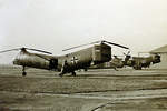 Aus`m Archiv: Vertol H-21 Kennzeichen PA+215 am Flugplatz Bückeburg (HFlg-Waffenschule), dahinter eine Sikorsky H-34 und eine weitere  Banane . März 1960