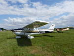 Cessna 172 M Skyhawk, D-EDIL, Flugplatz Gera (EDAJ) am 16.8.2019
