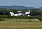 Cessna 172 Skyhawk, D-ETTD beim Start von Bonn-Hangelar - 22.08.2015
