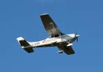 Cessna 182 T Turbo Skylane G-JOBS take off at EDKB - 02.02.2014