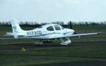 Private Cirrus SR22 GTS N372CD am 02.04.2010 auf dem Flugplatz Strausberg