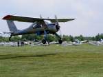 D-EWBN, PZL 104 Wilga 35 bei der Landung auf dem Flugplatz Zwickau (EDBI).DM Segelflug 28.5.2011