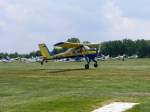 PZL 104 Wilga 35 D-EOXQ bei der Landung auf dem Flugplatz Zwickau (EDBI) am 28.5.2011