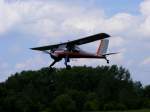 PZL 104 Wilga 35 RA-1631K im Endanflug mit Schleppseil auf den Flugplatz Zwickau (EDBI),whrend der DM in Segelflug am 28.5.2011