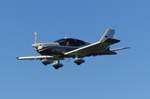 Socata TB 10 Tobago, D-EETB im Endanflug auf die Piste 24 in Gera (EDAJ)am 30.9.2018