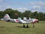 Yak-52 LY-YAX am 23.08.2026 auf dem Flugplatz Zwickau (EDBI)