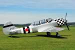 Yak-52 LY-YSS rollt zur Startbahn auf dem Flugplatz Wershofen/Eifel - 02.09.2012 