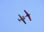 Zlin 526 AFS D-EWQC und D-EWQL von der Kunstflugstaffel AERO GERA im Spiegelflug ber dem Flugplatz Gera (EDAJ),whrend der Flugschau beim AN 2 Treffen am 7.8.2009