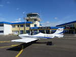 Aerostyle Breezer 400, D-MJXX vor dem Tower in Gera (EDAJ) am 24.5.2020