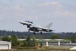 beim Durchstarten - 30+35 Eurofighter TaktLwG 73 Laage-Kronskamp am 06.08.2018