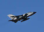 Panavia Tornado IDS, 44+23 kurz nach dem Start von Nörvenich - 08.02.2023