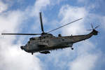 Marinehubschrauber 89+51 Westland Sea King MK 41 zur Hanse Sail auf Übungseinsatz mit Flachwassersprüngen von Kampfschwimmern (lt.Programm Info).