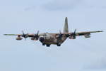Israel Air Force, Lockheed Hercules C130 (Karnaf), Reg-Nr. 427, 131 Sqn (Knights of the Yellow Bird) Nevatim Airbase, Israel. Im Endanflug in Nörvenich am 27.08.2020 am Ende der deutsch-israelischen Luftwaffenübung Blue Wings 2020 und der MAGdays. 
