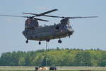 100 Jahre Royal Airforce. Boing CH-47 Chinook. Zuladung bis zu 12700kg. Foto: ILA 2018