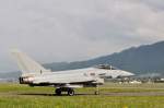 Ein EUROFIGHTER THYPHOON der sterr. Luftwaffe startet zu einer Flugvorfhrung  whrend der AIRPOWER13 am Militrflughafen Zeltweg in sterreich,28.6.2013.Mehr Bilder aus Zeltweg und Stratos Kapsel auf www.bus-bahn-truck.at