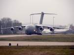 Royal Air Force C-17 ZZ173 auf dem Taxiway zur 27 in GKE / ETNG / Geilenkirchen am 30.11.2007