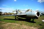 NVA Mig-17 im Flugplatzmuseum Cottbus am 24.07.2011