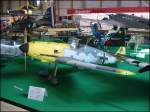 Auf der Modellbau-Messe in Sinsheim im März 2005 waren in einer Halle zahlreiche flugfähige Flugzeug-Modelle ausgestellt, so auch diese ME 109.