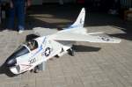 Modell der Vought A-7E Corsair II der US-NAVY auf dem Flugplatz Niershorst am 11.9.2010