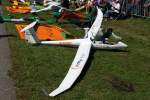 D-KFSO, Schempp-Hirth  Arcus E , 40-Jahre Jubilums-Airmeeting des DMFV (Deutscher Modellflieger Verband) auf dem Flugplatz der Fa.