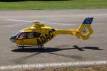 D-HKHS, Eurocopter  EC-135  (ADAC  Christoph Europa 1 ), 40-Jahre Jubilums-Airmeeting des DMFV (Deutscher Modellflieger Verband) auf dem Flugplatz der Fa.  GROB AIRCRAFT  am 07.07.2012 