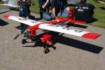 D-MFCE, unbekanntes Propellerflugzeug um Fallschirmspringer (RC) abzusetzen ?, 40-Jahre Jubilums-Airmeeting des DMFV (Deutscher Modellflieger Verband) auf dem Flugplatz der Fa.