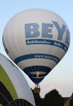 Modell-Ballon whrend der Vorfhrung, 16.08.2013, Kevelaer (19. Heiluft-Ballon-Festival), Germany 