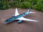Boeing 787-8 Christmas Edition 2007 von Herpa in 1:500