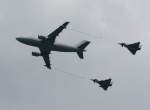 Germany Air Force A 310-304F (MRTT) 10+25 bei der Flugvorfrung mit 2 Eurofightern auf der ILA 2010 in Berlin-Schnefeld am 08.06.2010