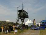 Mobiler Tower fr die Flugsicherung der Fa.Rhode & Schwarz. Aufgaben: Flugsicherungszentrum fr den zivilen und militrischen Flugbetrieb. Bergungs- und Rettungsaktionen in Kriesengebieten. Trainingszentrum zur Ausbildung von Fluglotsen. Foto: ILA Berlin 2010