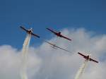 Zelazny Aerobatic Team beim berflug auf der ILA 2012 am 13.09.2012