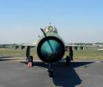 Frontansicht der NVA Mig-21M 596 im Luftwaffenmuseum Berlin-Gatow am 27.04.2007